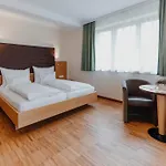 Rothwangl Hannes Hotel 3*