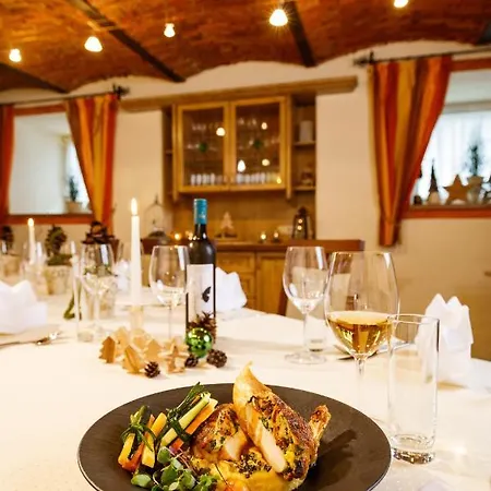 Rothwangl Hannes Hotel 3*
